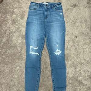 Abercrombie & Fitch Curve Love High Rise Super Skinny Ankle jeans- Size 29/8